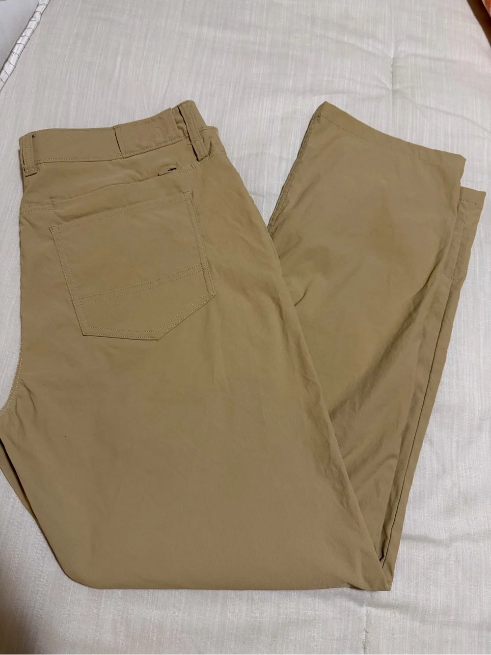 The North Face Men's Khaki/Tan Chino Pants 36/32